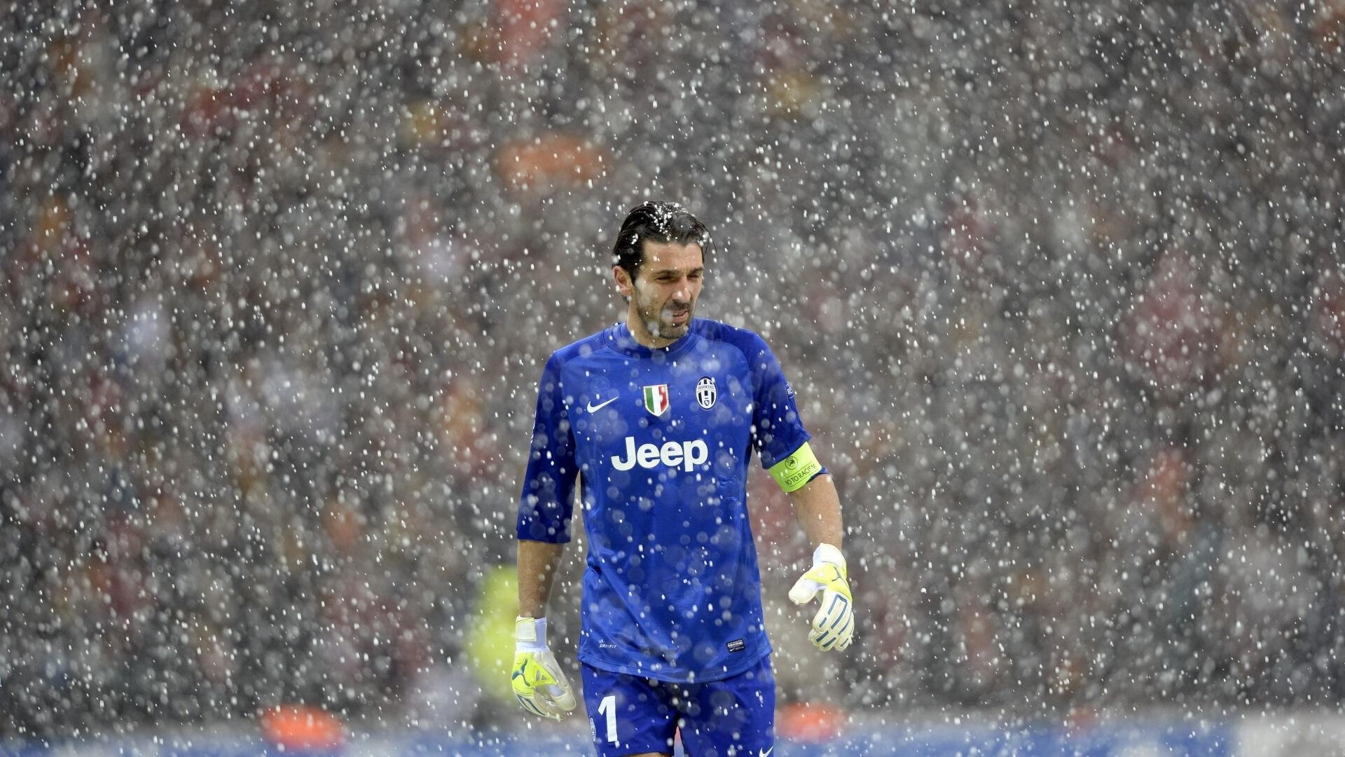 边远地区足球基础设施逐步完善,普及率大幅提升,足球边缘